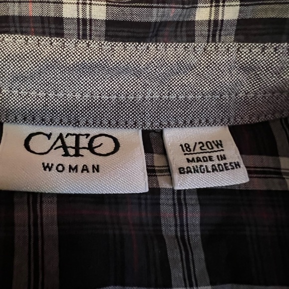 Cato 18/20 purple & black plaid button up - Picture 2 of 3